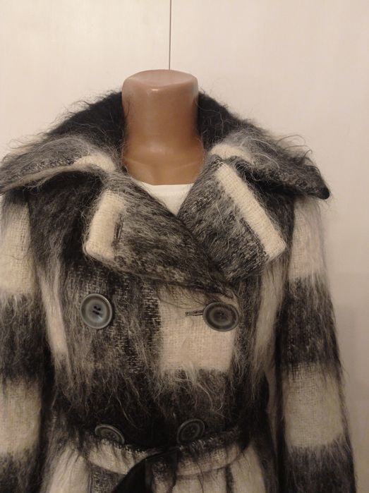 Мохерове  пальто , розмір с 70% мохер і 30% вовна