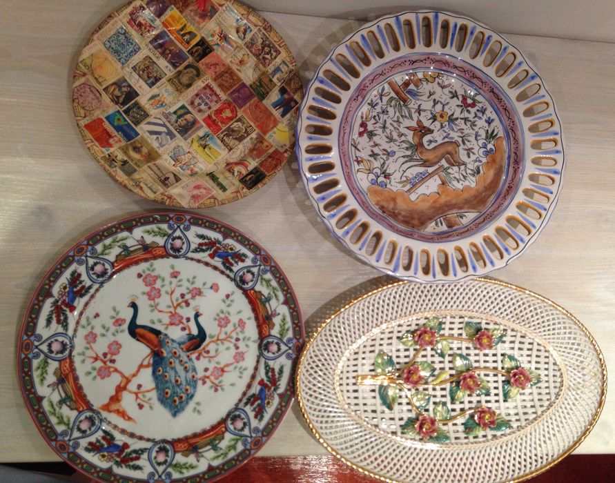 Pratos decorativos antigos
