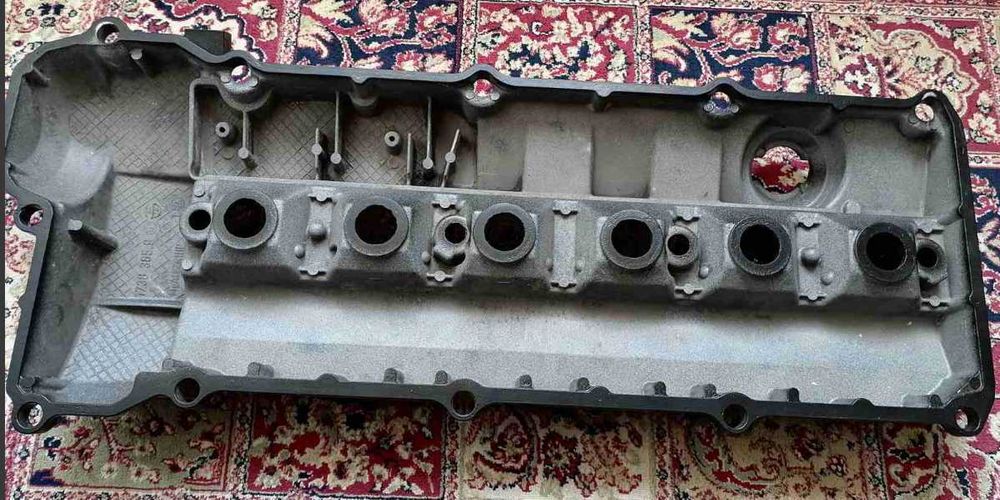 Клапана кришка BMW e36 325I E34 525I M50