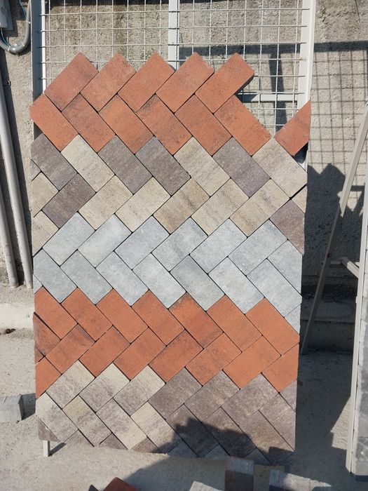 Бруківка, плити  перекриття,кільця