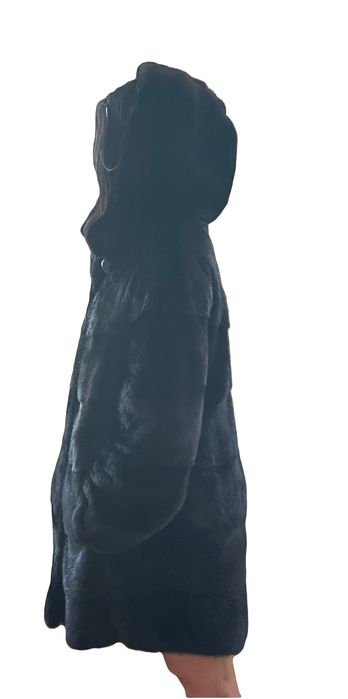 Продам норкову шубу!