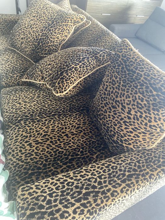 Sofa pele leopardo