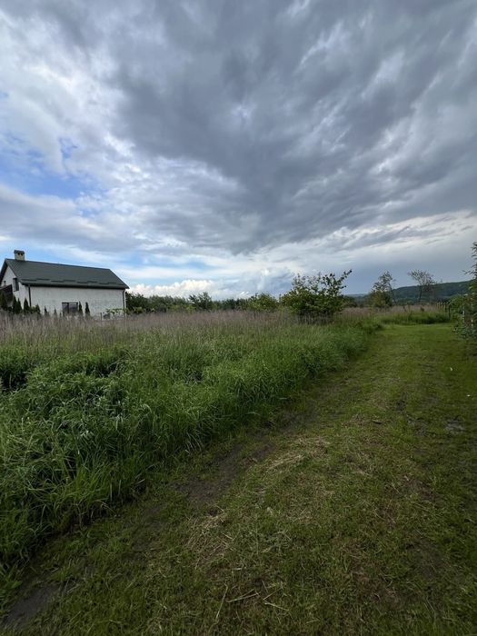 Продаж земельної ділянки під забудову у с.Зашків