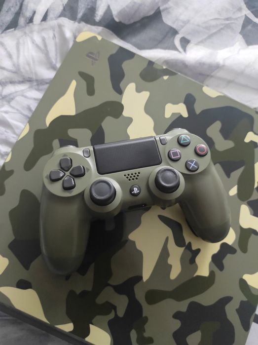 Vendo PlayStation 4 Slim Camuflado 1TB