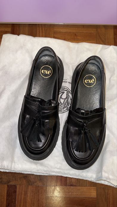 Mocassins de Pele Pretos Clássicos