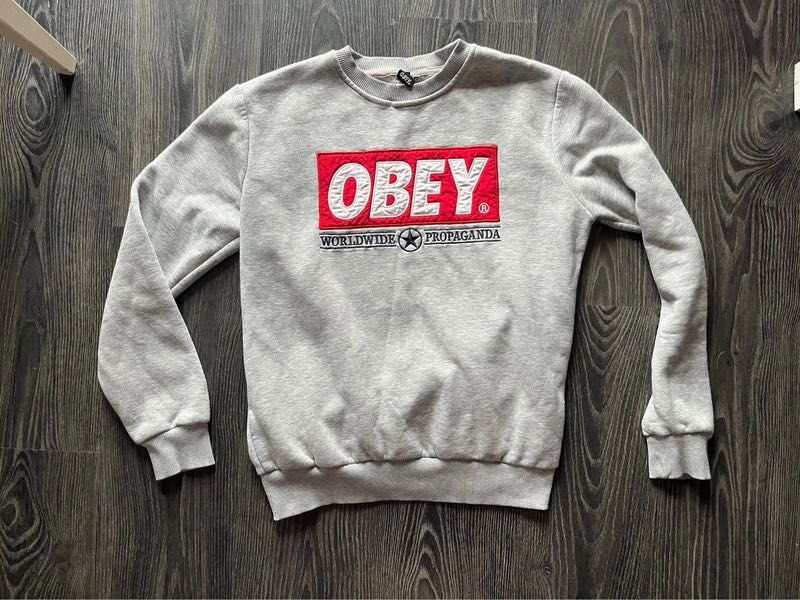 Obey bluza szara