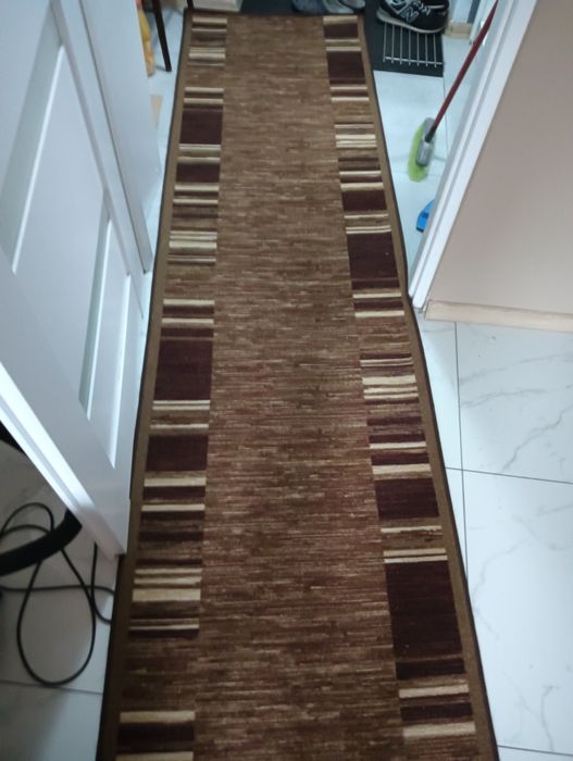 Sprzedam dywan 1.20 x 1.70 i chodnik 3mx 0.8 m . Komplet