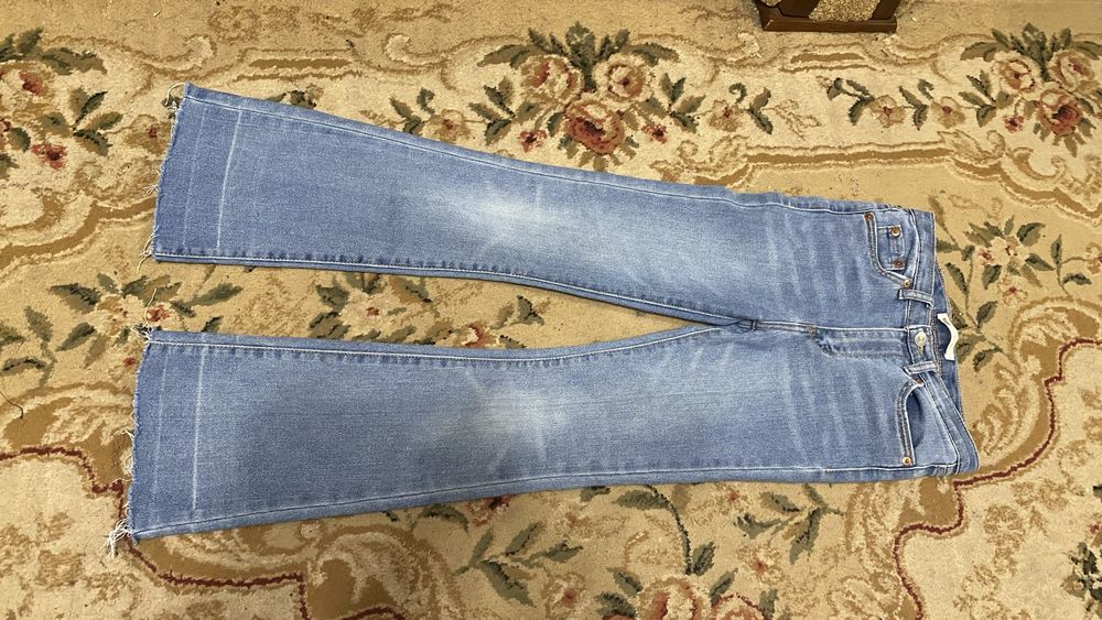 Джинси Levis на дівчинку 10 років