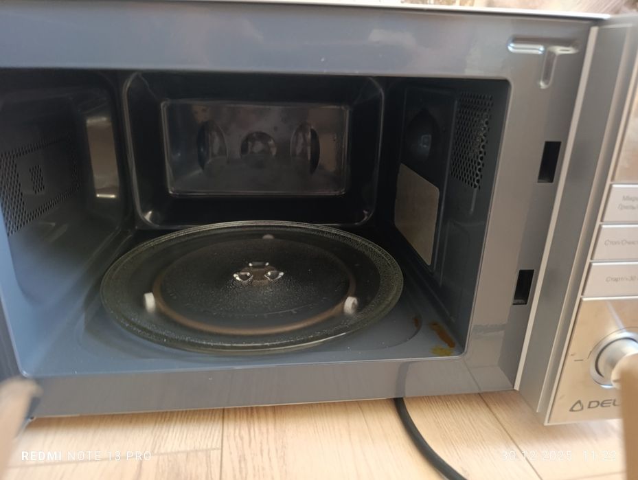 Мікрохвильова піч Delfa AMW-20DGI, нова