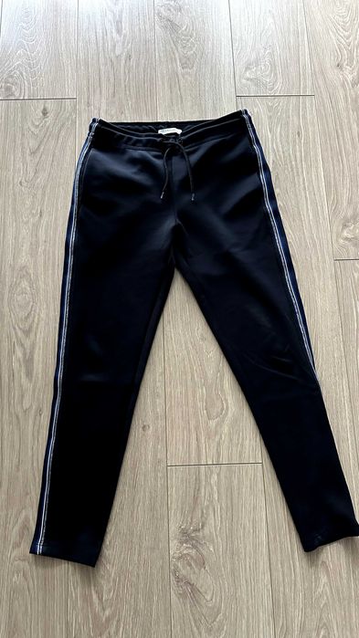 Спортивні штани Reserved