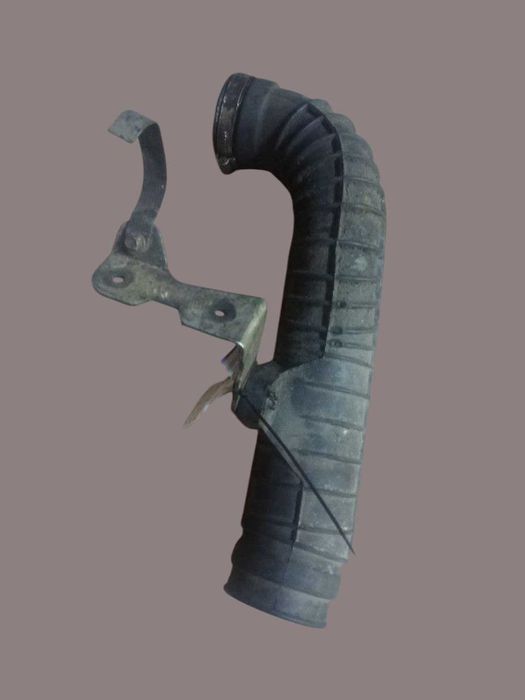 Патрубок з турбіни на фільтр Мерс Вито 638 *б\в