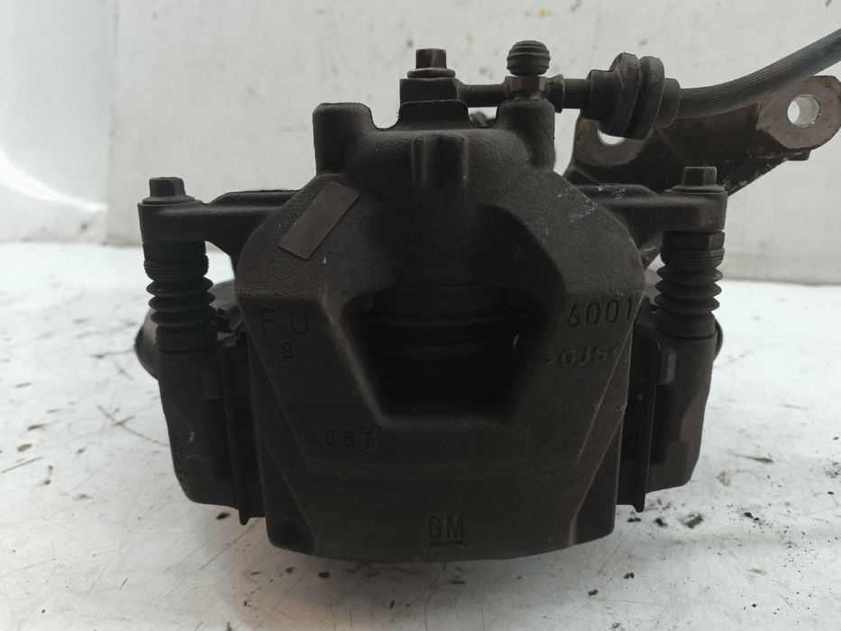 Manga de eixo frente esquerda - OPEL ASTRA J Caixa/Hatchback (P10) | 09 - 15