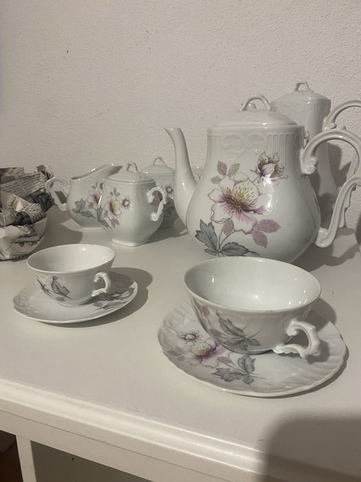 Tea and coffee set - 8 pieces - VISTA ALEGRE