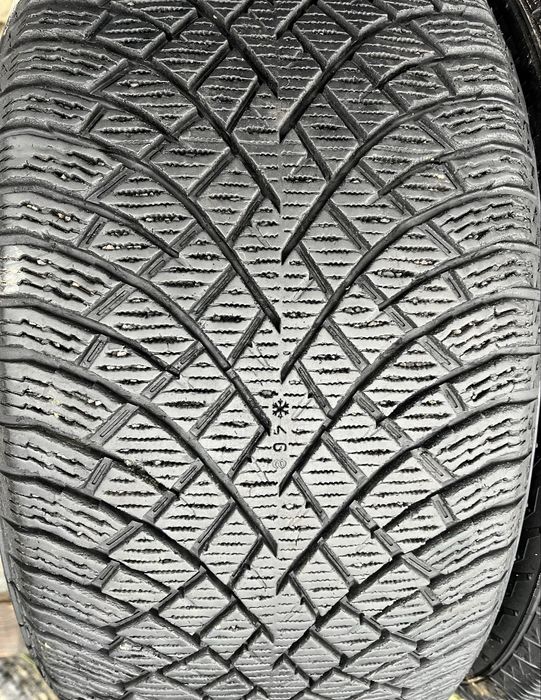 Шини Nokian Hakkapelita R5 R 19 255 45 Finland