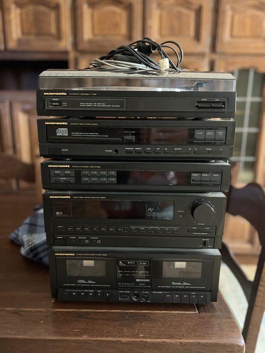 Conjunto hifi marca Marantz