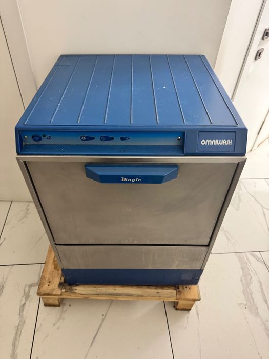 Посудомийна машинка Omniwash