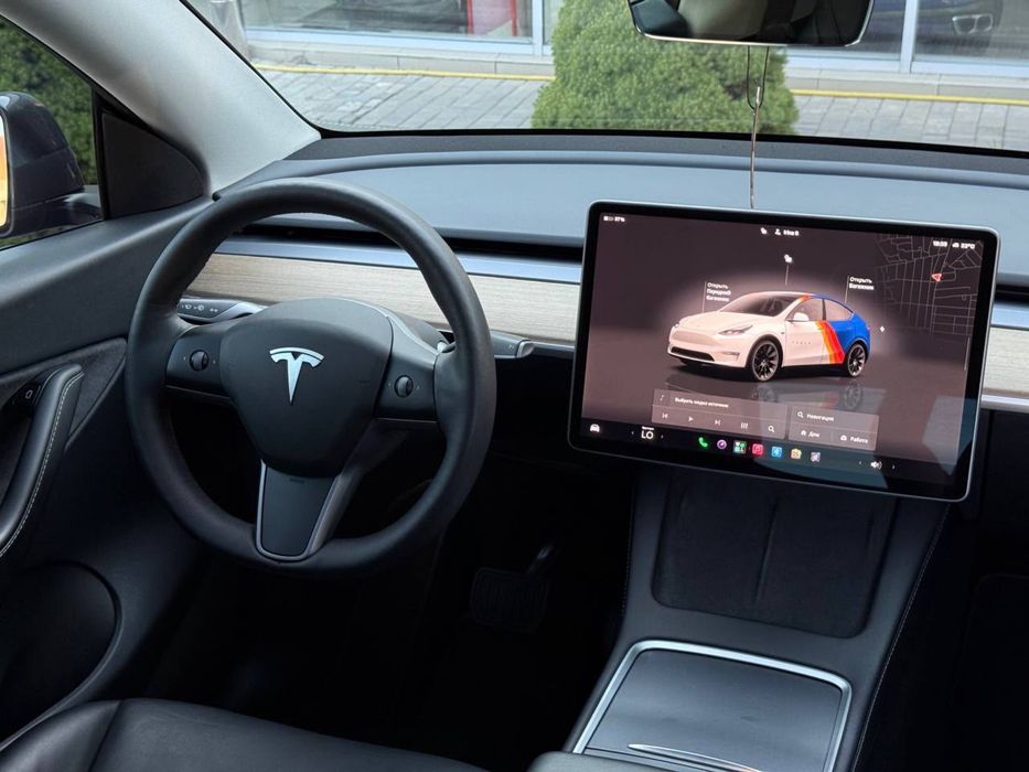 Tesla Інша модель, 2022