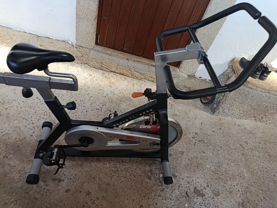 Bicicleta de prática desporto.