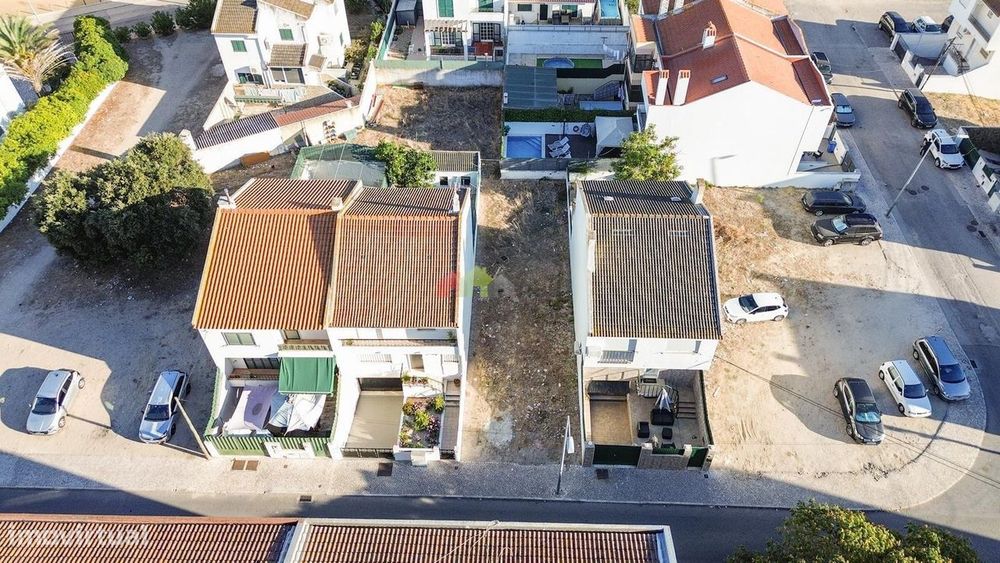 Terreno para construção de moradia no Vale da Amoreira, Baixa da Banhe