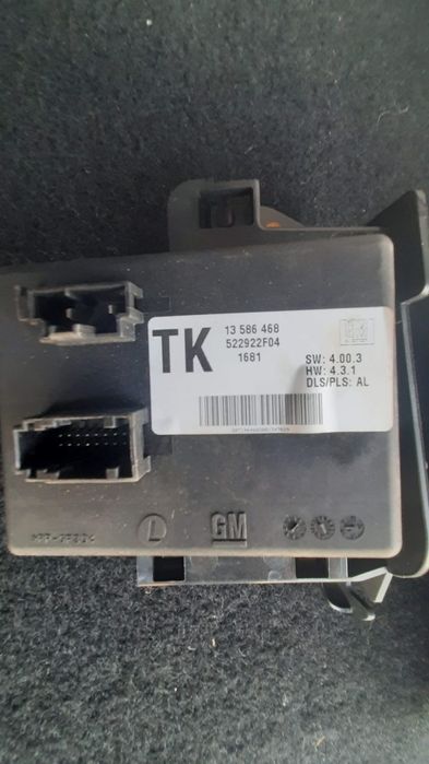 Блок узгодження фаркопа Opel zafira c tourer.