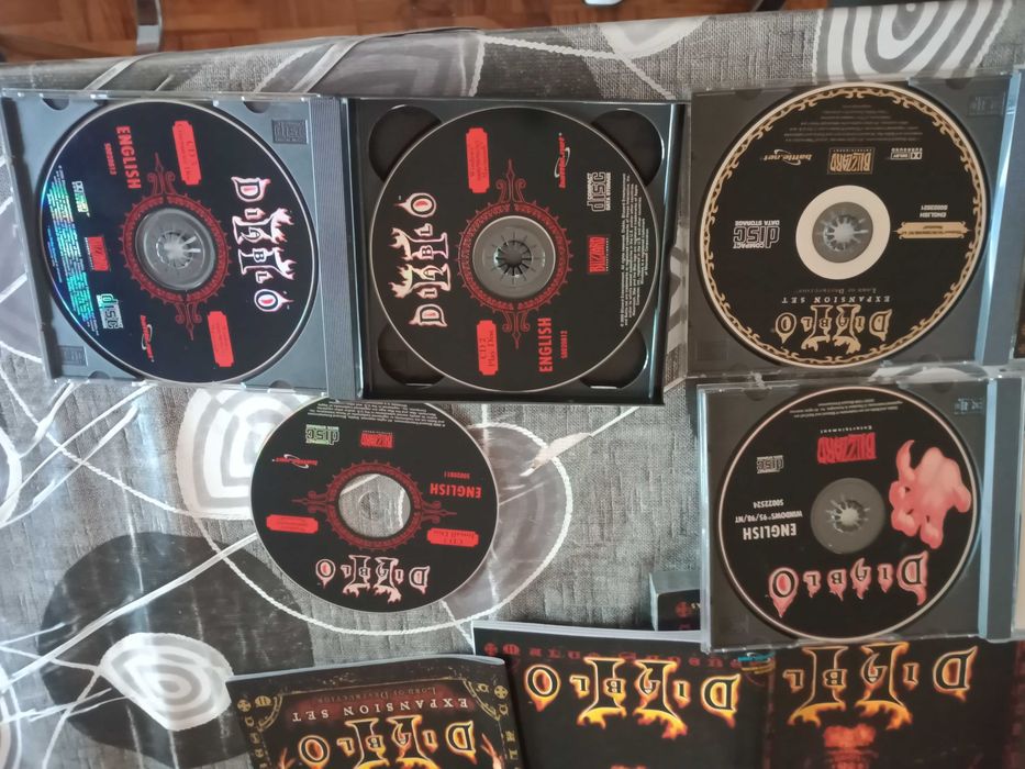 Diablo II -  Battle Chest vintage Big Box  PC Game