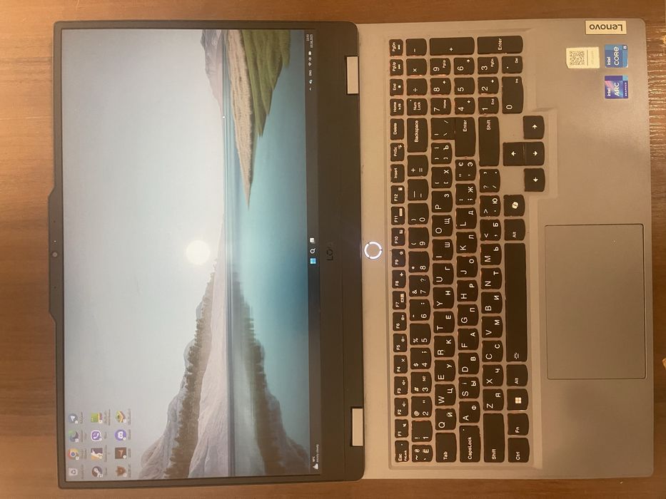 Продаю ноутбук Lenovo LOQ