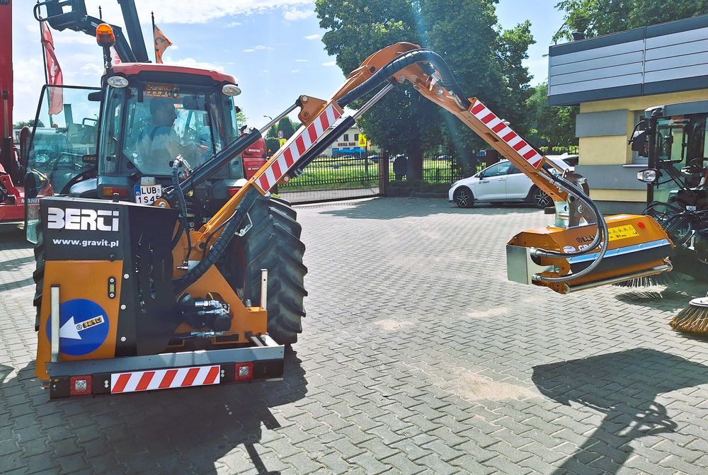 Kosiarka wysięgnikowa BERTI FB400S