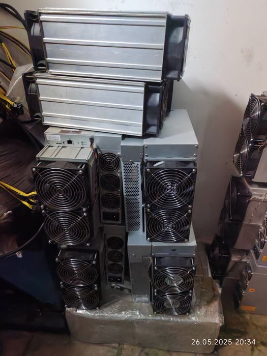 Аsic-майнер Bitmain Antminer T19 S19 84Th/s