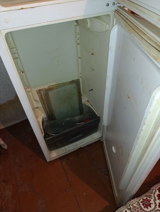 Продам б/у холодильник не працюючий