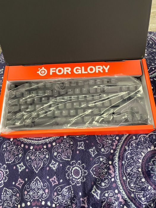 Novo! Teclado SteelSeries Apex 7 RGB – Nunca Usado