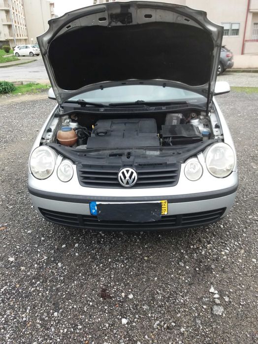 VW Polo 1.2  distribuição e embraiagem novas, S. de estacionamento trz