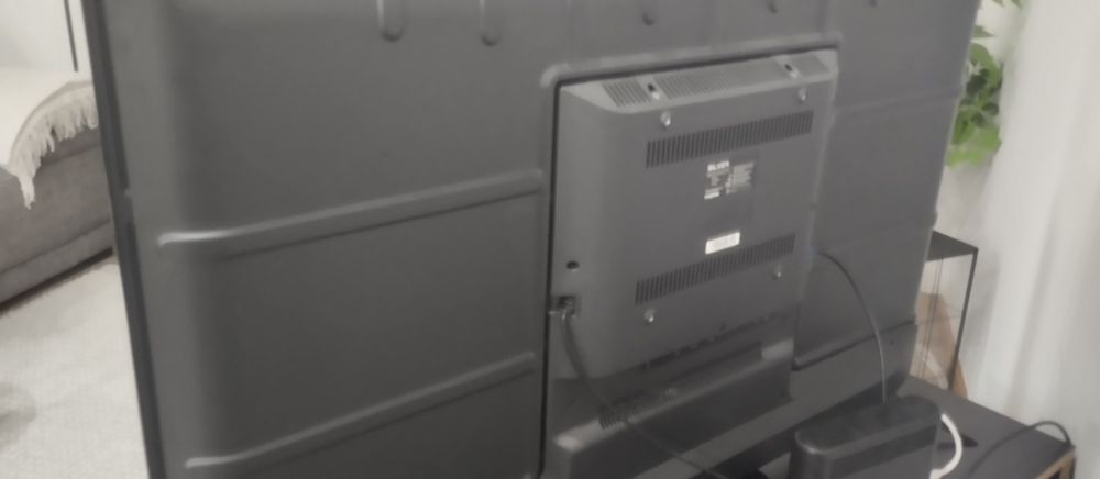 TV silver 50 polegadas tem avaria precisa substituir leds