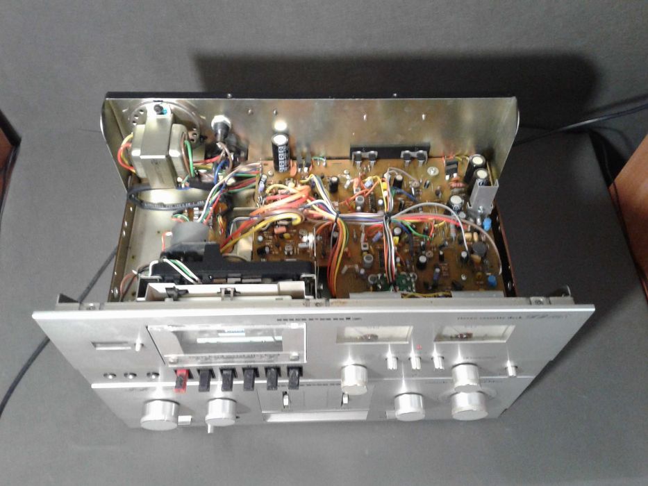 MARANTZ PM 200 wzmacniacz stereo, deck gratis
