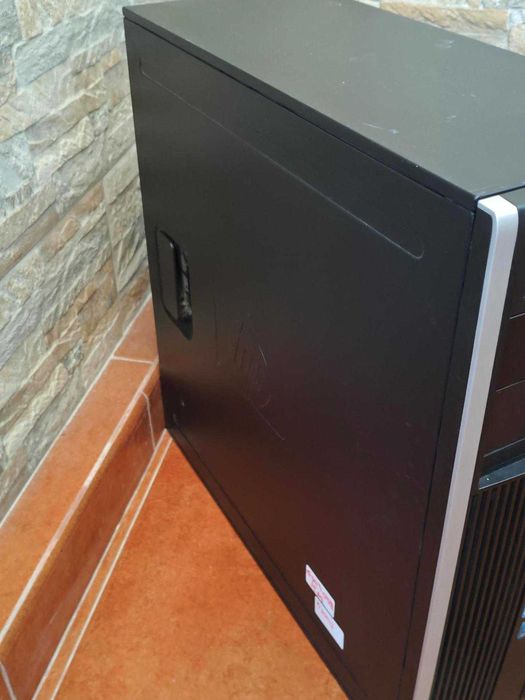 HP Compaq 8100 Elite CMT | i3 + Motherboard + Fonte | A Funcionar
