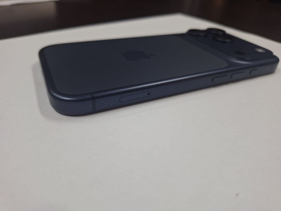 IPhone 17 Pro Niebieski