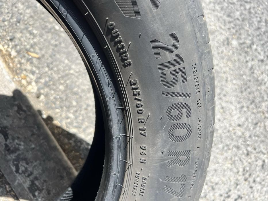 215/60/17 Continental 2 pneus