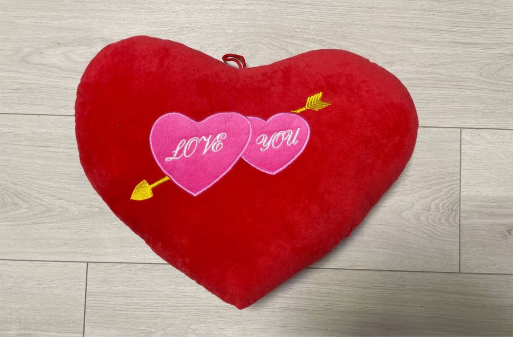 М’яка плюшева подушка-серце кохання 45*32 см