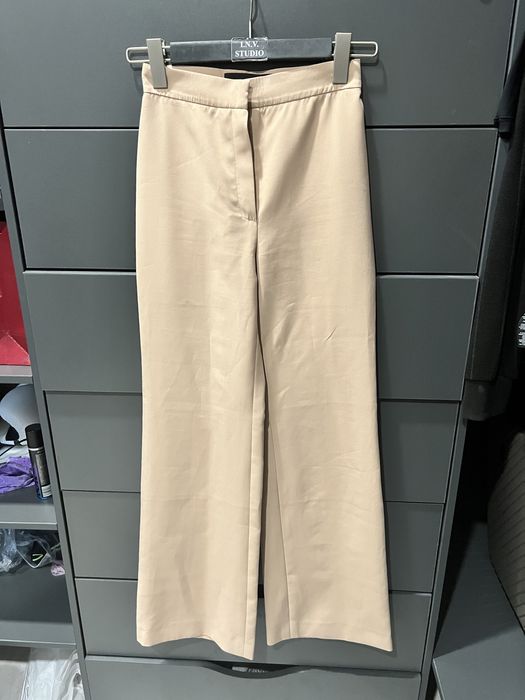 Брюки бежевые из костюмной ткани размер 34 XS