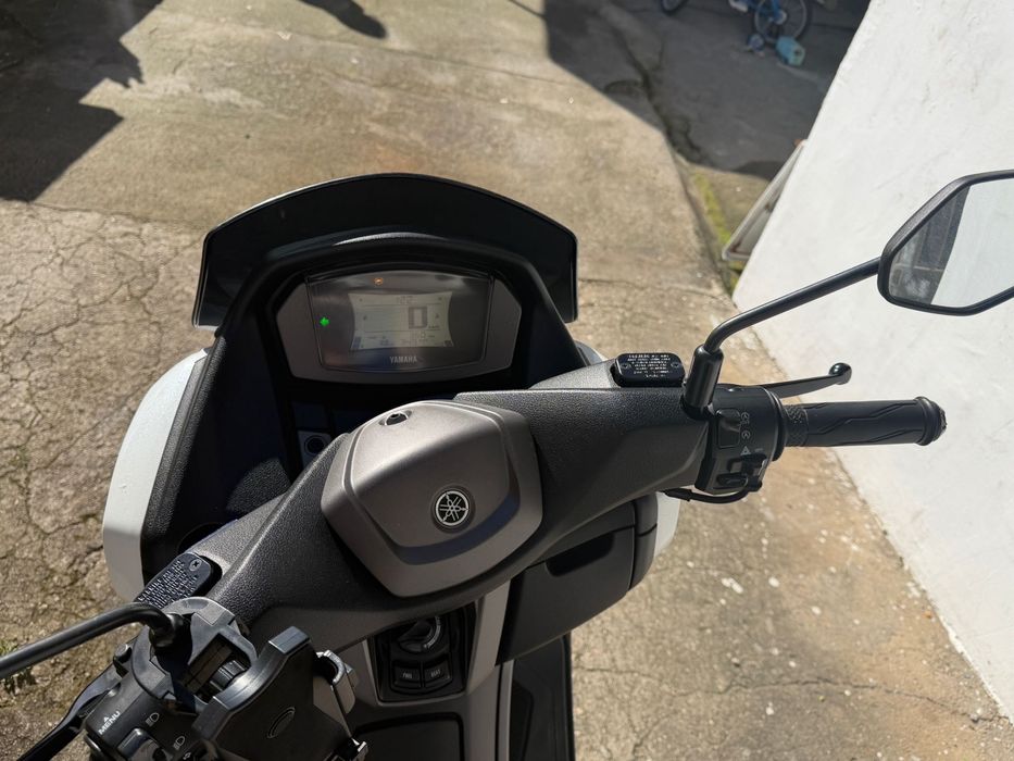 Yamaha NMAX 125cc