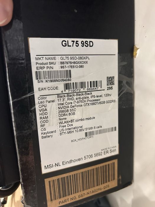 Laptop gamingowy MSI GL75 9SD