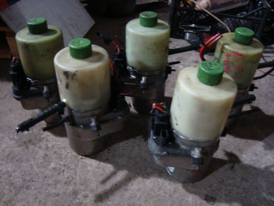 Гидравлический насос гур рейка рулевая TRW KOYO Фабия Skoda Поло Polo