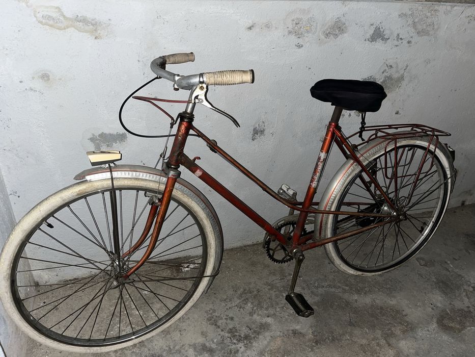 Biciletas de senhora, homem criança