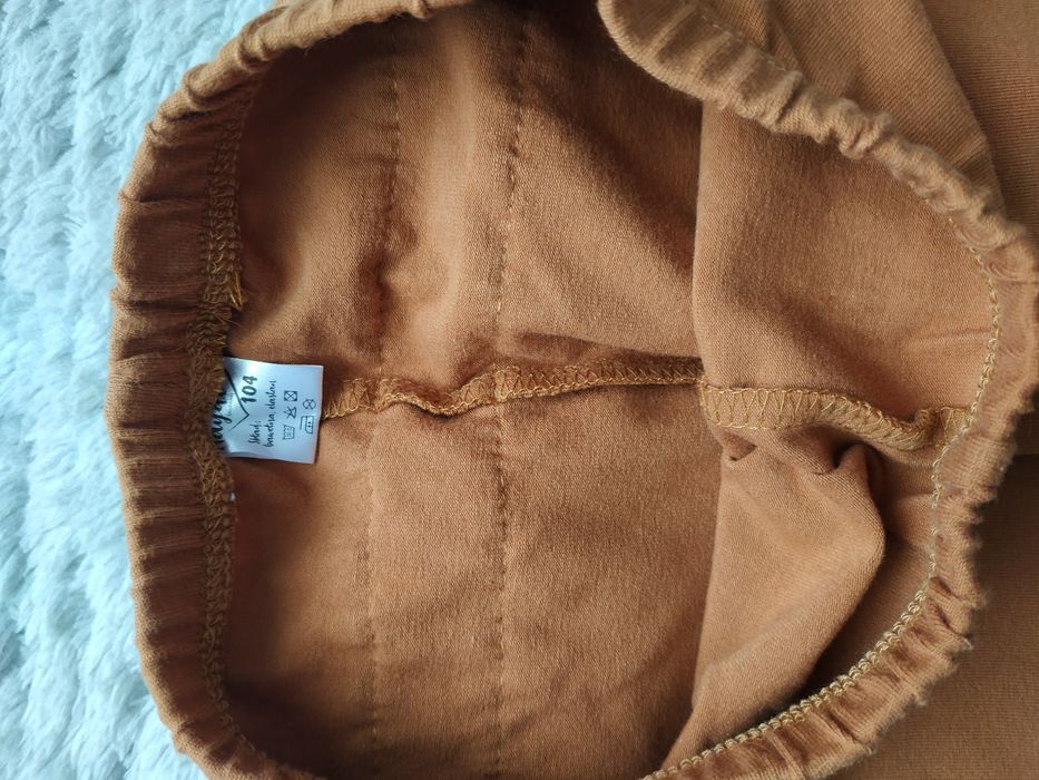 Nowe legginsy z falbankami/brązowe/beżowe/karmelowe/Haydi/r.104
