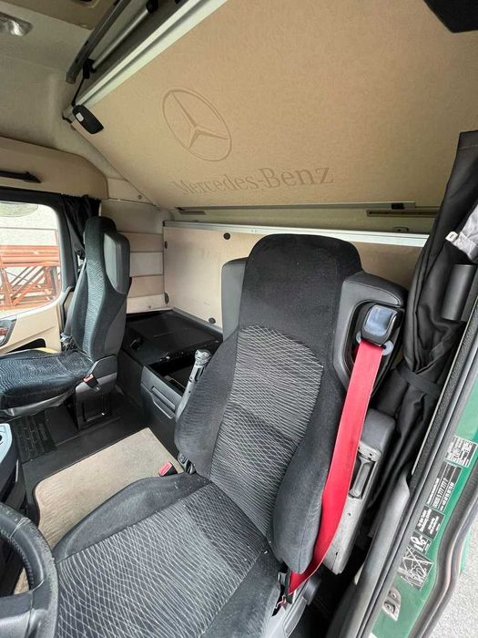 Комплект Mersedes-Benz Actros 1843 2015 + Krone SD 2012