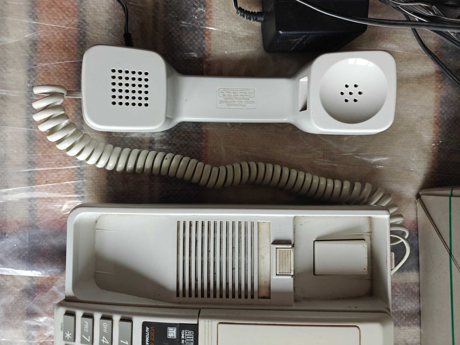 Telefon stacjonarny Panasonic KX-T2470B