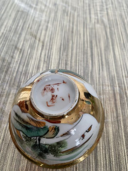 Taça de porcelana chines antigo