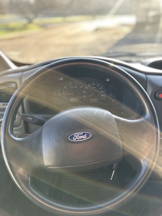 Ford Transit 2.0 дизель/механіка