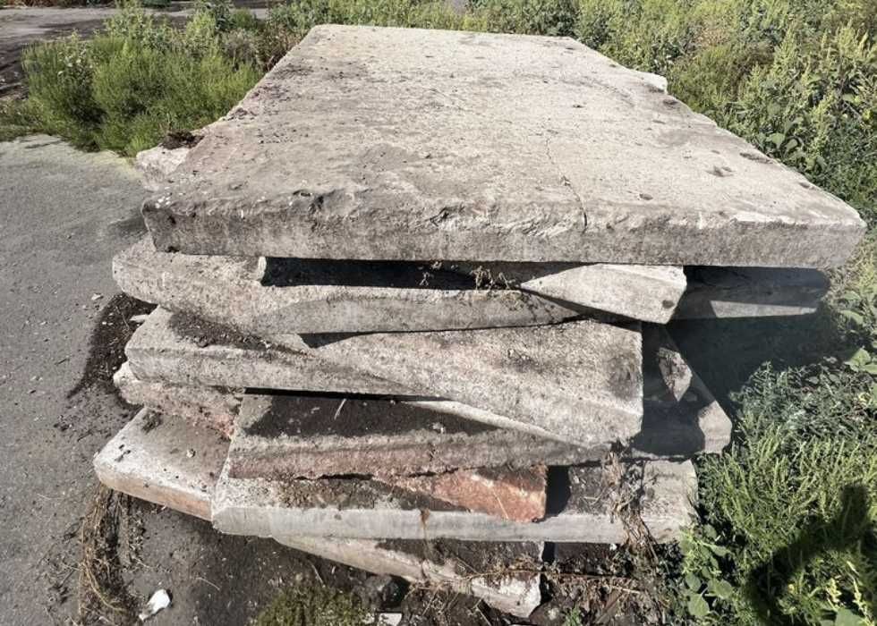 Плита 1П30.18.30 б/в. Розмір 3х1.75.