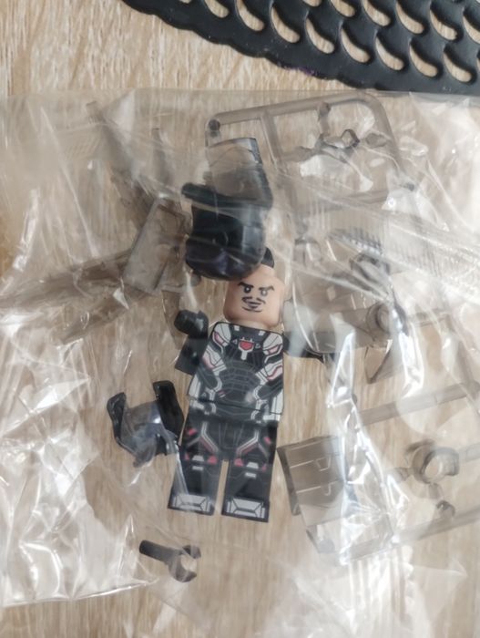 LEGO Marvel iron Man Thor Hulk venom