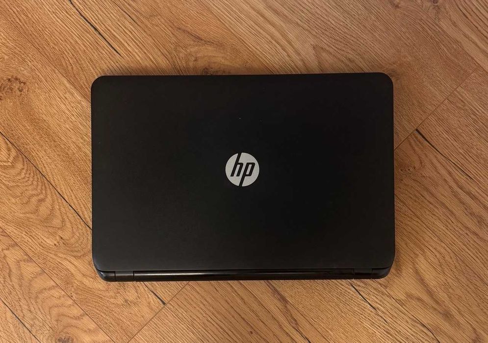 Ігровий ноутбук hp  8г пам'яті, відео R2, ссд, 480 г,ips, стан нового
